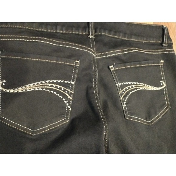 Lee Riders MidRise Bootcut Blue Jeans Size 16P Stretch Embellished 25.5 Inseam - Picture 3 of 7